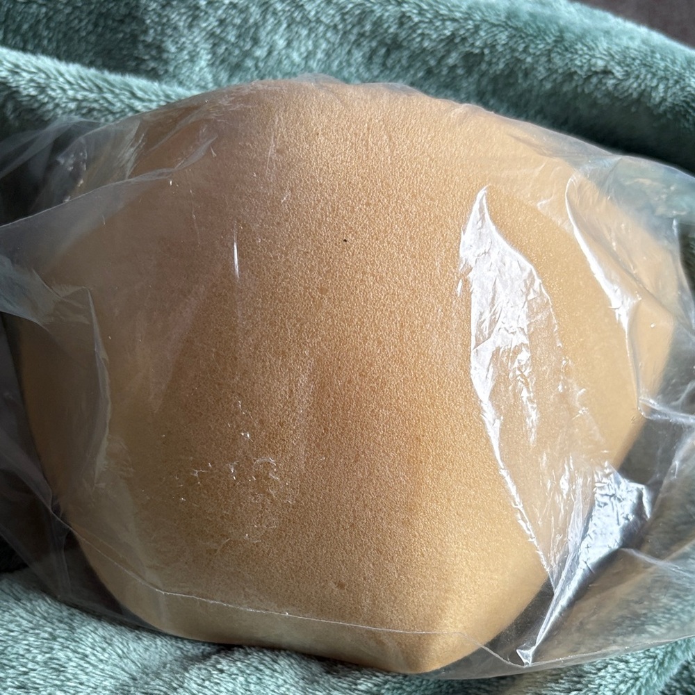 Weekenders Tan Accessory. New Ladies Shoulder Pads